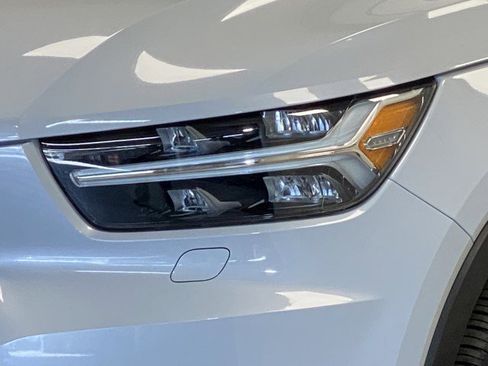 Used 2021 Volvo XC40 P8 Recharge w/ Advanced Package image 36