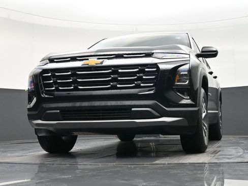 Used 2025 Chevrolet Equinox LT w/ Safety and Technology Package FWD image 28
