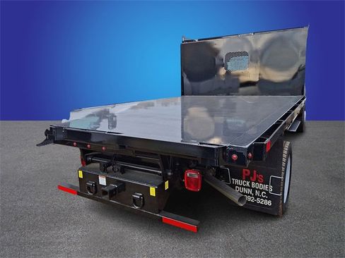 New 2024 Ford F550 4x4 Regular Cab Super Duty image 3