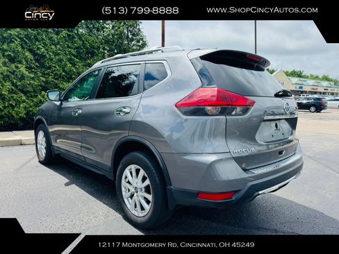 Used 2018 Nissan Rogue SV AWD/4WD image 12