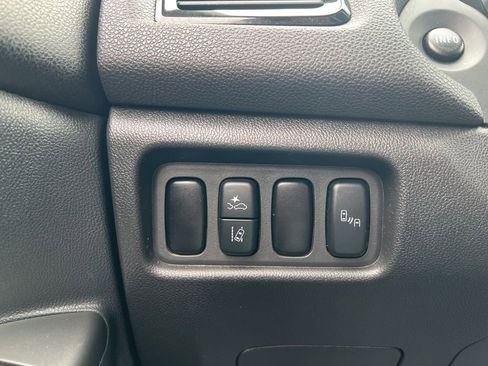 Used 2024 Mitsubishi Outlander Sport SE image 16