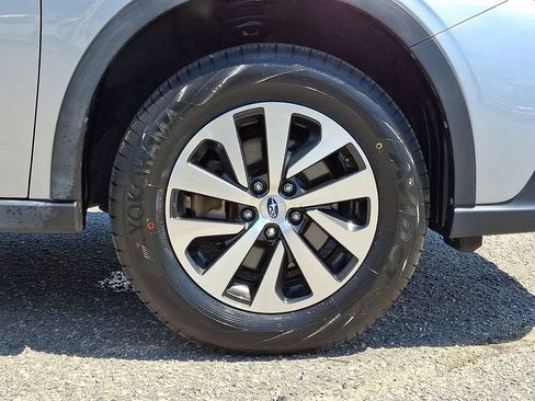 Used 2021 Subaru Outback Premium AWD/4WD image 10