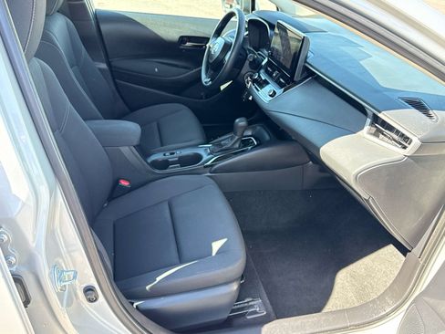 Used 2024 Toyota Corolla LE FWD image 20