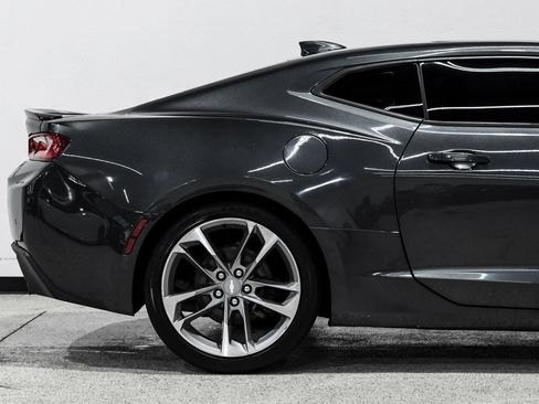Used 2017 Chevrolet Camaro LT image 6
