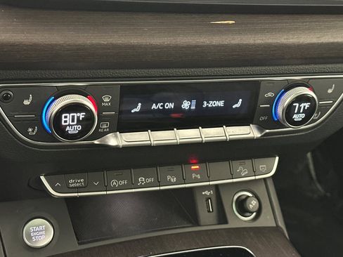 Used 2023 Audi Q5 2.0T Prestige w/ Prestige Package image 20