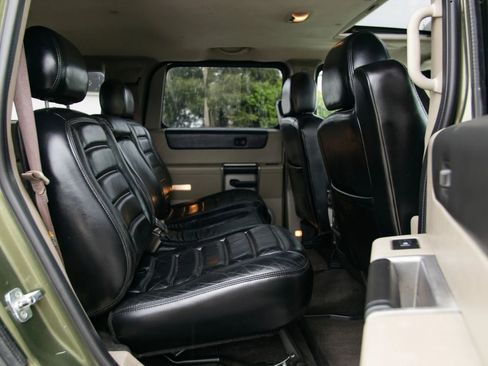Used 2003 HUMMER H2 w/ Preferred Equipment Group AWD/4WD image 27