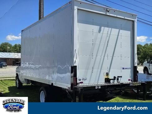 New 2026 Ford E-450 and Econoline 450 Super Duty w/ Interior Upgrade Package image 2