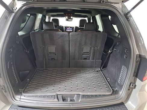 Used 2023 Dodge Durango R/T w/ Hemi Orange Plus Package image 26