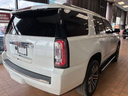 Used 2018 GMC Yukon Denali w/ Denali Ultimate Package image 10