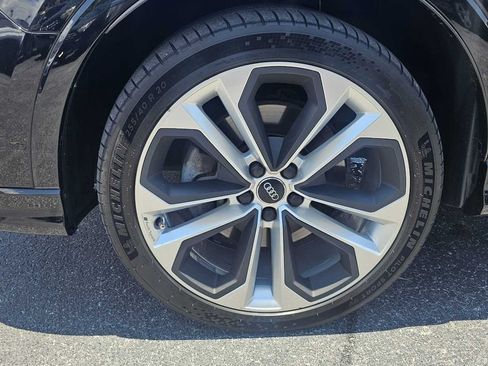Used 2020 Audi Q3 2.0T Premium Plus w/ Premium Plus Package AWD/4WD image 9