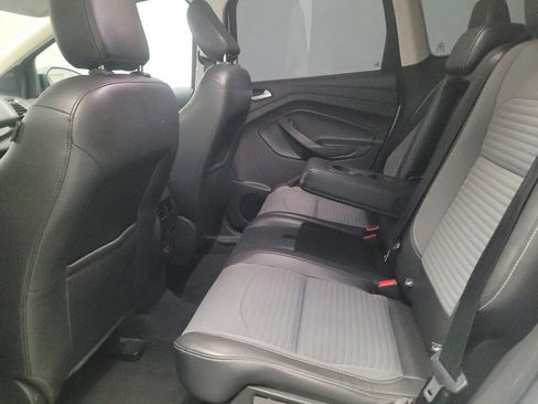 Used 2018 Ford Escape SE w/ SE Sport Appearance Package AWD/4WD image 18