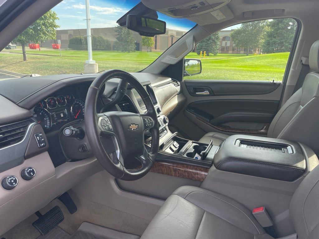 Used 2017 Chevrolet Tahoe Premier AWD/4WD image 9