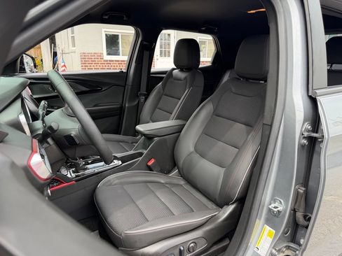 Used 2023 Chevrolet TrailBlazer RS AWD/4WD image 18