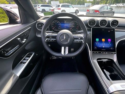 Used 2025 Mercedes-Benz C 300 4MATIC Sedan image 6