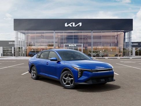 New 2026 Kia K4 FWD image 8