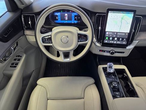 New 2026 Volvo XC90 B6 Ultra w/ Protection Package AWD/4WD image 13