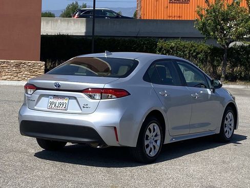 Certified 2025 Toyota Corolla LE image 16