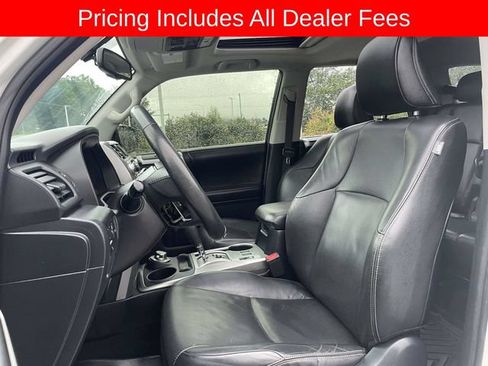 Used 2017 Toyota 4Runner Limited AWD/4WD image 21