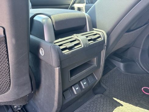 Used 2023 Land Rover Defender 110 S AWD/4WD image 20