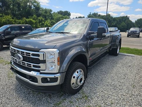 Used 2025 Ford F450 XLT w/ 360-Degree Camera Package AWD/4WD image 3