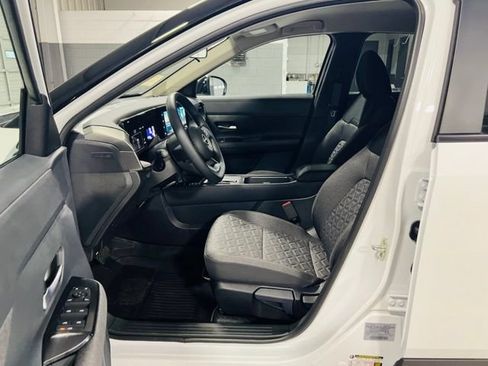 New 2026 Nissan Kicks SV FWD image 20