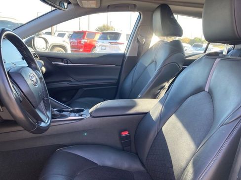 Used 2024 Toyota Camry XSE FWD image 8