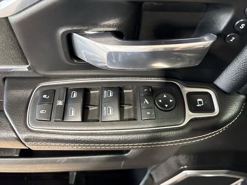 Used 2022 RAM 2500 Laramie image 13