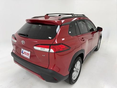 Used 2022 Toyota Corolla Cross LE FWD image 40
