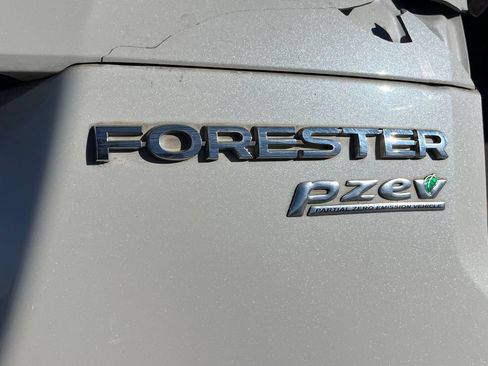 Used 2016 Subaru Forester 2.5i Limited AWD/4WD image 25