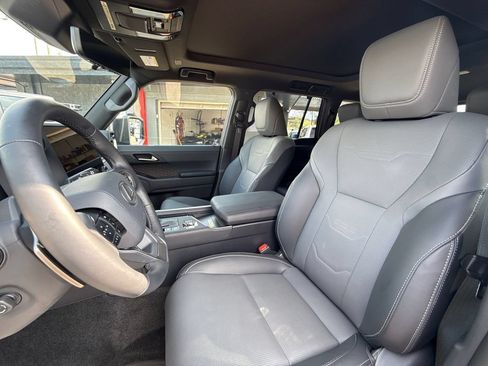 Used 2026 Lexus GX 550 w/ Accessory Package (2T) AWD/4WD image 21