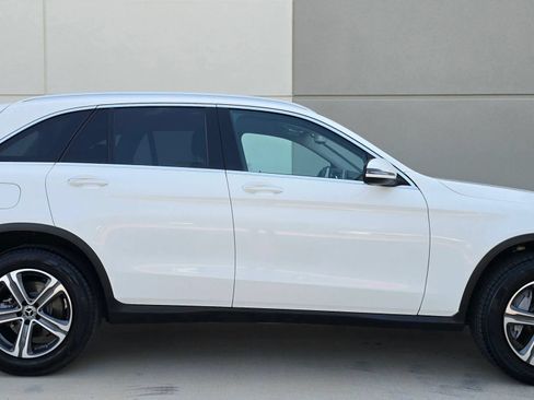 Used 2018 Mercedes-Benz GLC 300 4MATIC image 8
