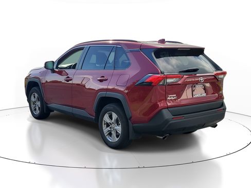 Used 2025 Toyota RAV4 XLE w/ Convenience Package FWD image 5