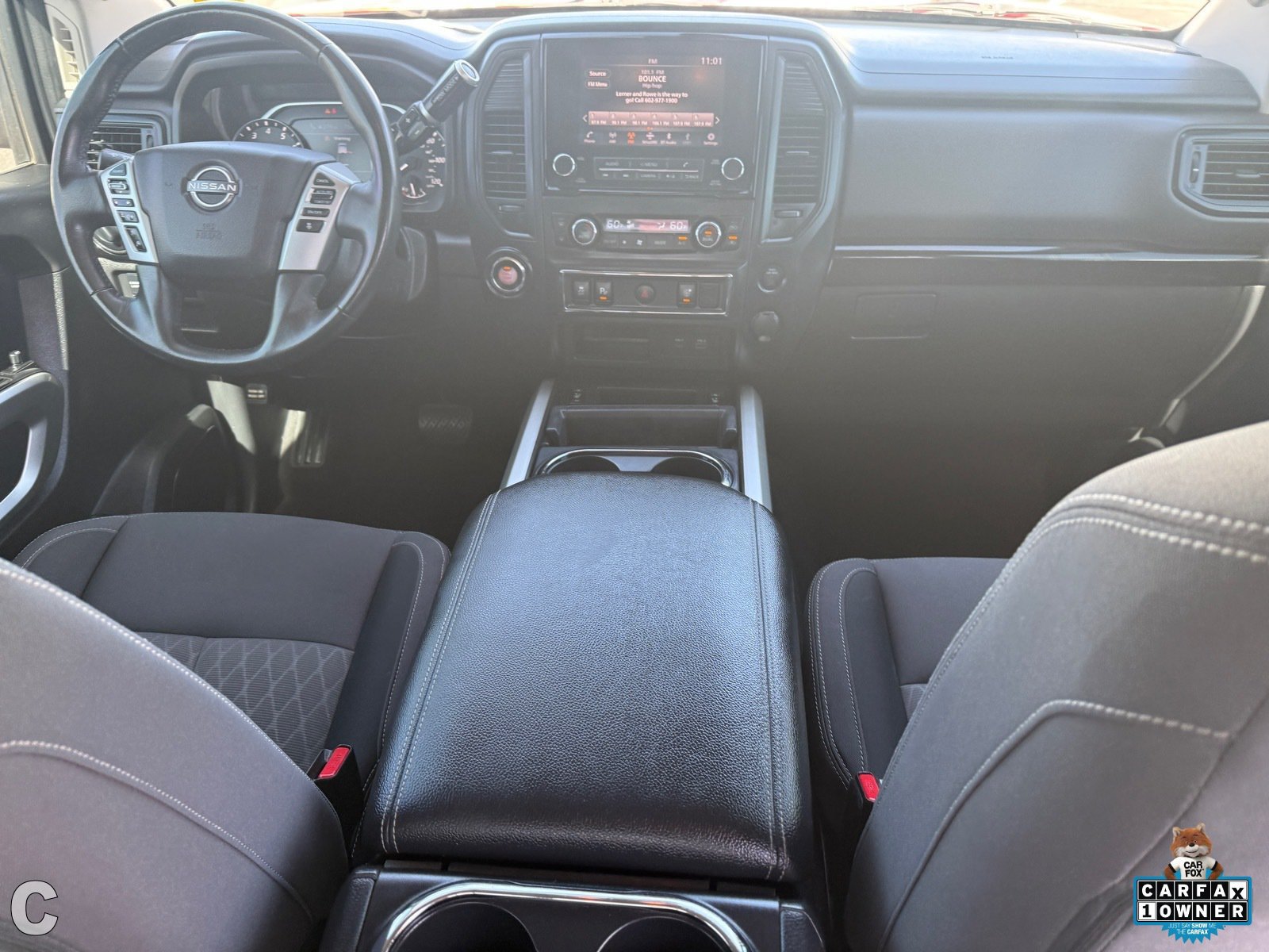 Used 2024 Nissan Titan SV w/ SV Convenience Package RWD image 17