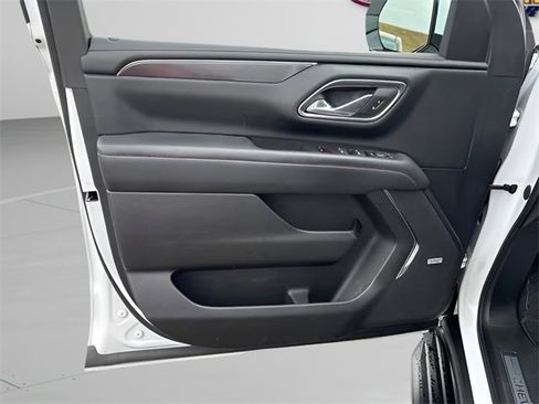 Used 2023 Chevrolet Tahoe RST image 33