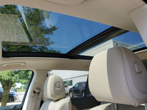 Used 2022 Mercedes-Benz GLS 450 4MATIC image 6