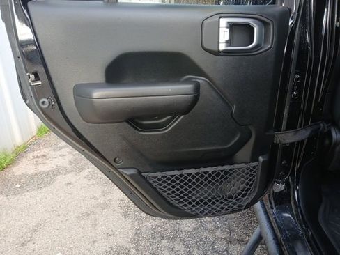 Used 2020 Jeep Gladiator Sport w/ Quick Order Package 24S image 22