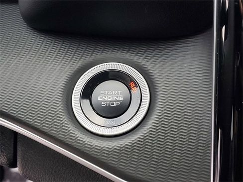 New 2025 Jeep Grand Cherokee L Altitude image 25