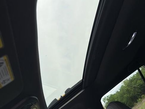 Used 2025 Subaru Outback Wilderness AWD/4WD image 14