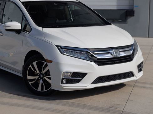 Used 2019 Honda Odyssey Elite image 7