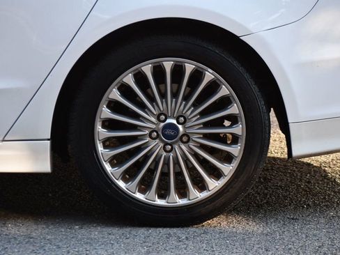 Used 2015 Ford Fusion Titanium image 11