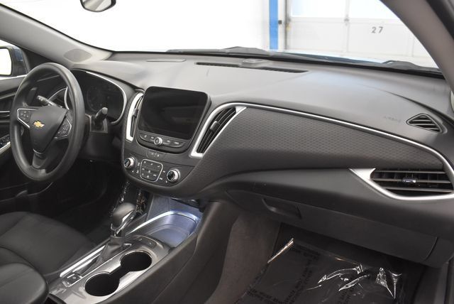 Used 2024 Chevrolet Malibu LT FWD image 18