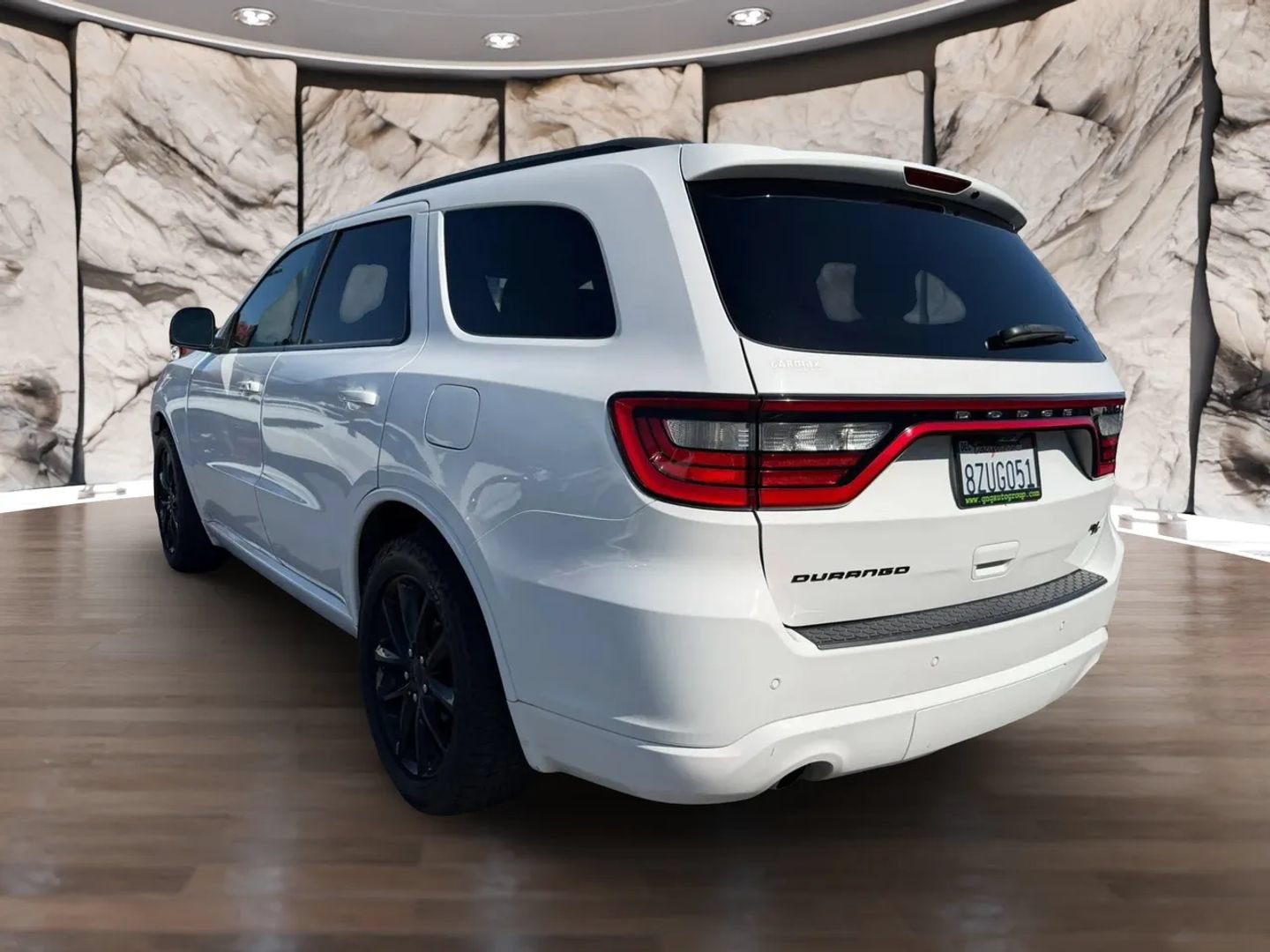 Used 2018 Dodge Durango R/T w/ Blacktop Package RWD image 8