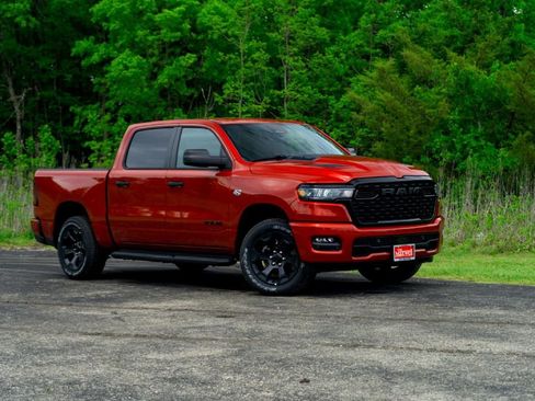 New 2026 RAM 1500 Express AWD/4WD image 2