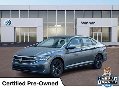 Certified 2024 Volkswagen Jetta SE w/ Panoramic Sunroof Package