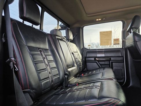 Used 2021 Ford F250 Lariat w/ Lariat Ultimate Package AWD/4WD image 39