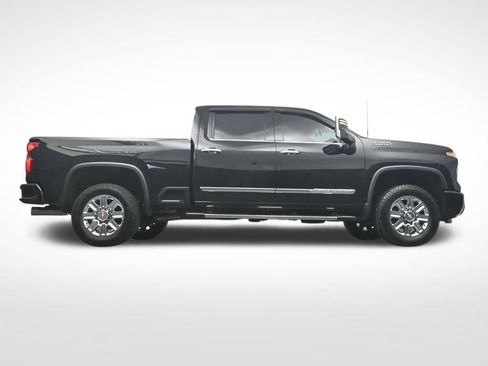 Used 2024 Chevrolet Silverado 3500 High Country w/ High Country Premium Package AWD/4WD image 35