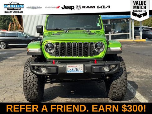 Used 2025 Jeep Wrangler Unlimited Rubicon AWD/4WD image 12