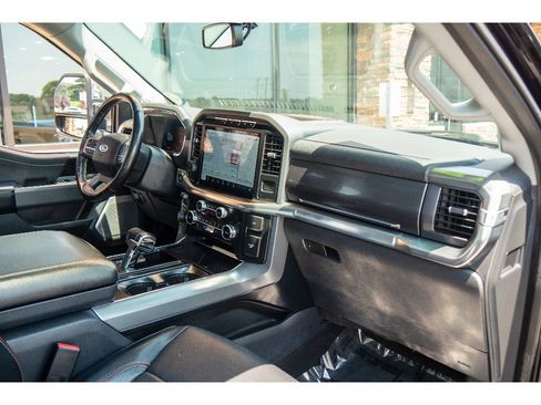 Used 2022 Ford F150 Lariat w/ Equipment Group 502A High AWD/4WD image 16