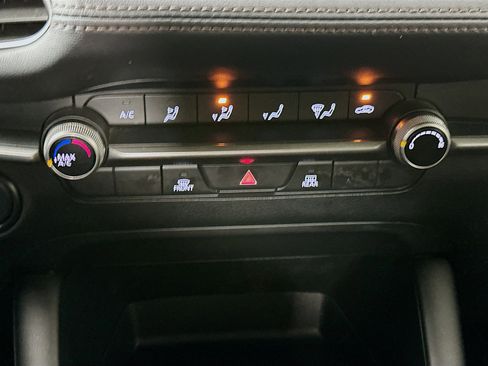 Used 2025 MAZDA MAZDA3 s image 23