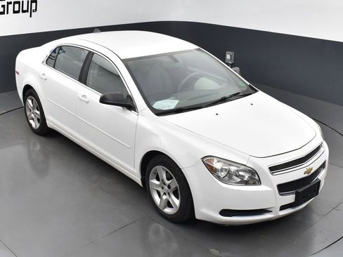 Used 2012 Chevrolet Malibu LS FWD image 15
